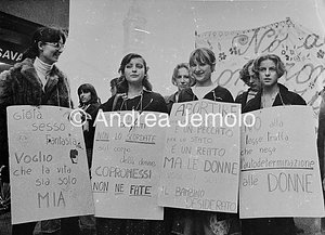 Partito Comunista Italiano Manifestazione per la legge sull'aborto | Andrea Jemolo