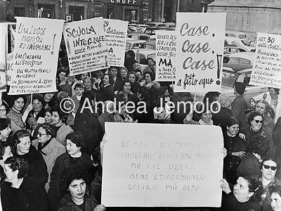 Italian Comunist Party Demonstration for more social rights for women | Andrea Jemolo