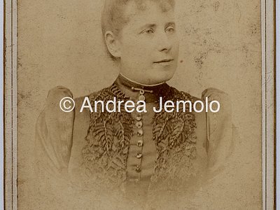  Ritratto di donna | Andrea Jemolo