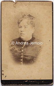  Portrait of woman  | Andrea Jemolo