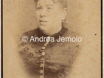  Ritratto di donna | Andrea Jemolo