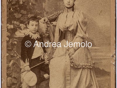  Portrait of a young middle-class woman with her son | Andrea Jemolo