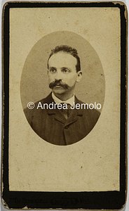  Ritratto di uomo con i baffi | Andrea Jemolo
