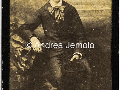  Ragazzo vestito elegantemente | Andrea Jemolo