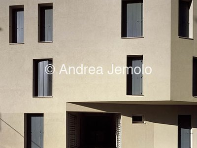 Housing buiding in via Orsini - Detail East front | Andrea Jemolo