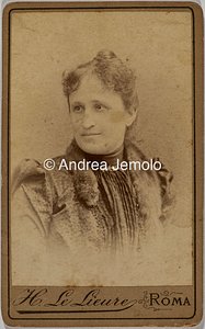  Ritratto di donna | Andrea Jemolo