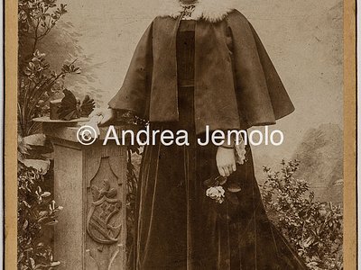  Portrait of Maria Weeser Krell dressed elegantly with cape | Andrea Jemolo