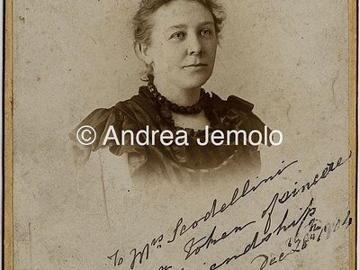  Portrait of woman | Andrea Jemolo