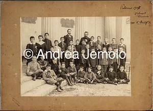  Fotografia di gruppo di una classe scolastica | Andrea Jemolo