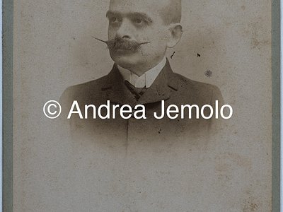  Ritratto di un gentiluomo egiziano con lunghi baffi | Andrea Jemolo