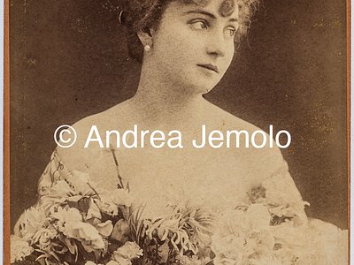  Portrait of a young woman with flowers | Andrea Jemolo