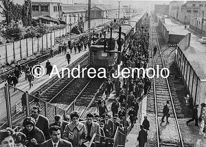  Arrival of commuter trains at Parta Romana station in the booming Milan | Andrea Jemolo