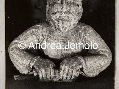 Museu Episcopal Figura in marmo | Andrea Jemolo