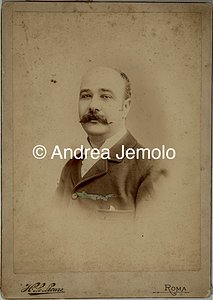  Ritratto di uomo con baffi | Andrea Jemolo