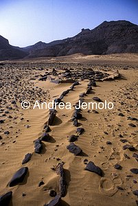  Funerary monument, pre-Islamic tomb, Tassili n’Ajjer, Tadart Rouge | Andrea Jemolo
