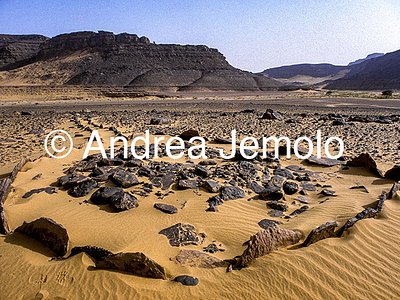  Funerary monument, pre-Islamic tomb, Tassili n’Ajjer, Tadart Rouge | Andrea Jemolo