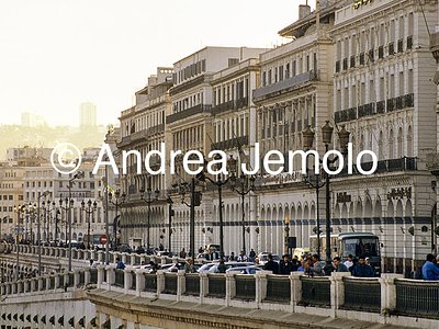  Centro storico di Algeri con l'architettura coloniale - Il lungomare | Andrea Jemolo
