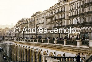  Centro storico di Algeri con l'architettura coloniale - Il lungomare | Andrea Jemolo