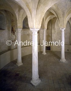 Chiesa di San Pietro al Monte Cripta | Andrea Jemolo