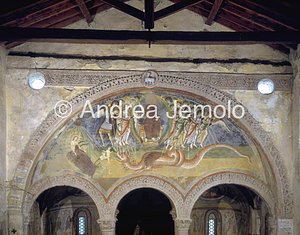 Chiesa di San Pietro al Monte Vittoria sul Drago dell'Apocalisse - affresco | Andrea Jemolo
