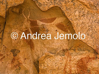  Cave painting depicting animals, Tassili n’Ajjer, Tadart Rouge - Bovidic period | Andrea Jemolo