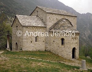 Chiesa di San Benedetto al Monte Esterno | Andrea Jemolo