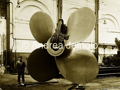 Ansaldo Workshops  Four-blade propeller for the Transatlantic Rex | Andrea Jemolo
