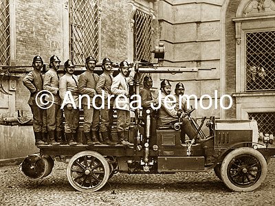Ansaldo Workshops  Fire truck with 10 crew | Andrea Jemolo