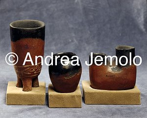 Museo Egizio Vasellame in ceramica rossa e nera, Abido | Andrea Jemolo