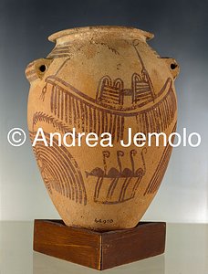 Museo Egizio Vaso con decoraziona dipinta | Andrea Jemolo