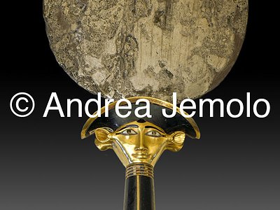 Egyptian museum Mirror of Sat-Hathor-Yunet, Lahun | Andrea Jemolo