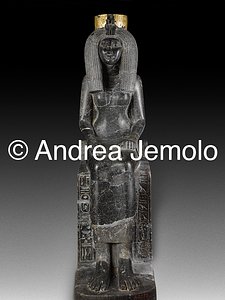 Egyptian museum Isis mother of Tuthmosis III, Karnak | Andrea Jemolo