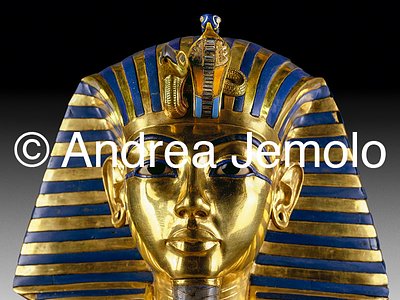 Egyptian museum Funeral mask of Tutankhamen, Thebes | Andrea Jemolo