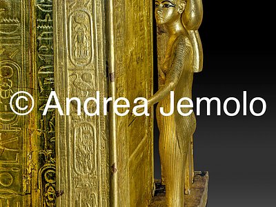 Egyptian museum Selket from the casket of Tutankhamen | Andrea Jemolo