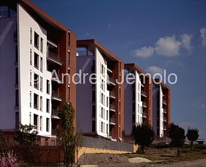 Palazzine in via Aspertini Amico Insieme del complesso fronte nord-ovest | Andrea Jemolo