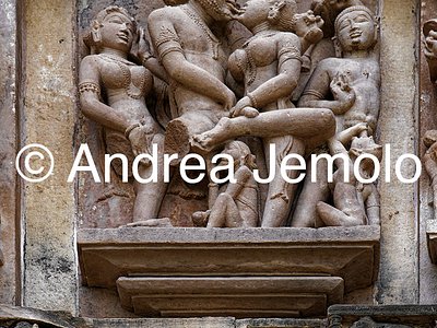 Lakshmana Temple Sculpture of a sexual intercourse while dancing - Darpana - North façade | Andrea Jemolo