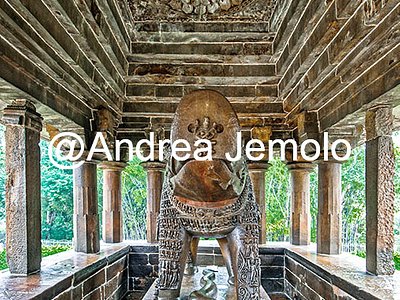 Varaha Temple Interior | Andrea Jemolo