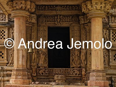 Parshvanatha Temple Entrance with the porch | Andrea Jemolo