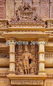 Tempio Lakshmana Scultura di una divinità maschile non identificata | Andrea Jemolo
