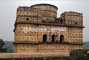 Raja Mahal or Raja Mandir Cenotafi o Chhatri Reali | Andrea Jemolo