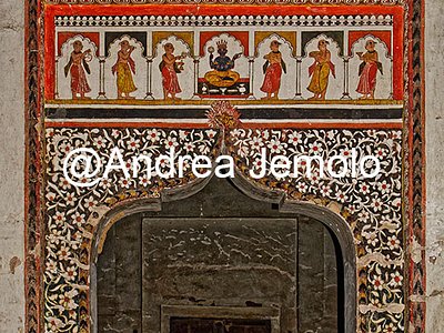 Raja Mahal or Raja Mandir Fresco in Royal Chambers | Andrea Jemolo