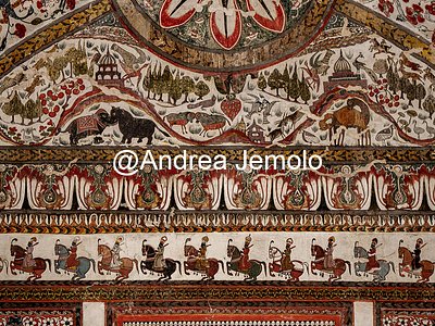 Raja Mahal or Raja Mandir Fresco in Royal Chambers | Andrea Jemolo