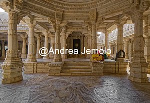 Tempio giainista di Ranakpur Interno del tempio | Andrea Jemolo