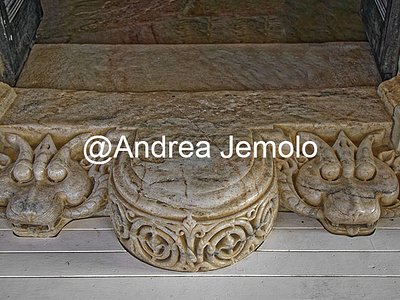 Ranakpur Jain temple - Chaturmukha Dharana Vihara Sculpture of an Evil Spirit | Andrea Jemolo