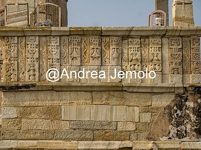 Complesso del palazzo in rovina nel Forte Chittorgarh Complesso di palazzi in rovina | Andrea Jemolo