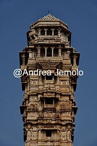 Forte Chittorgarh Vijaya Stambha - Torre della Vittoria | Andrea Jemolo
