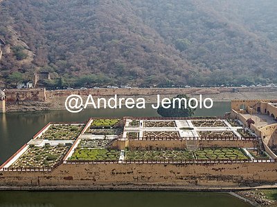 Amber Fort Maota Lake and the Island Kesar Kyari | Andrea Jemolo