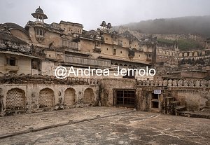 Garh Palace Interior courtyard | Andrea Jemolo
