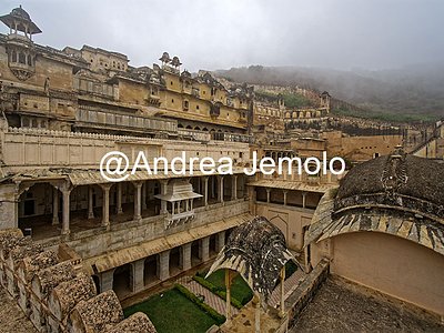Garh palace Interior courtyard | Andrea Jemolo