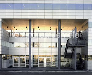 Town hall of Fiumicino Entrance in north side | Andrea Jemolo